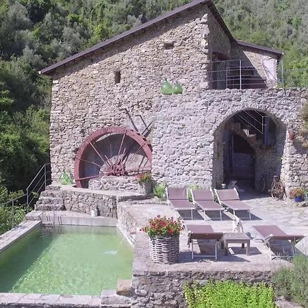 Old Mill Villa Pigna Bagian luar foto